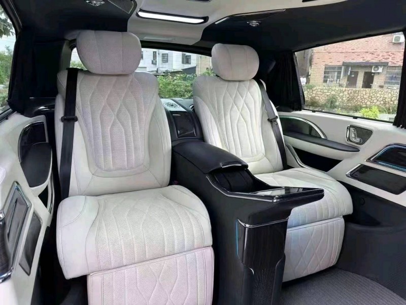 湖州21年奔驰傲旋大白鲨5