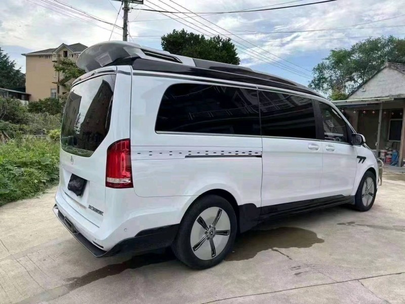 湖州21年奔驰傲旋大白鲨6