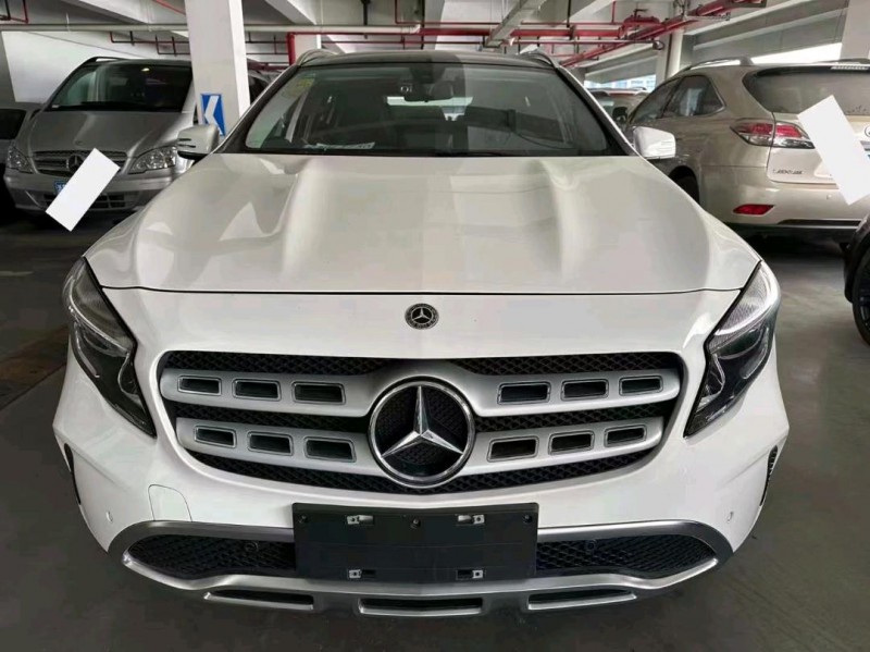 湖州17年奔驰GLA1