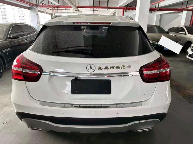 湖州17年奔驰GLA2