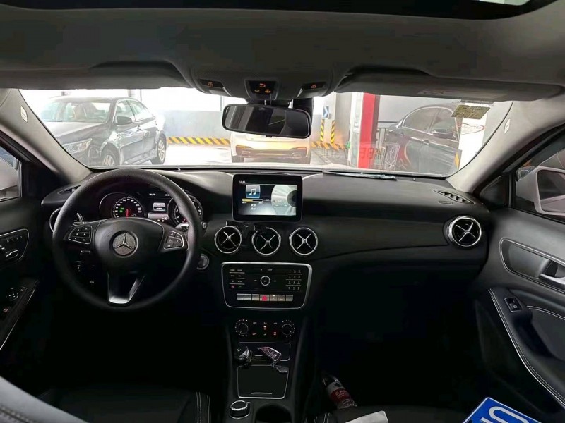 湖州17年奔驰GLA5