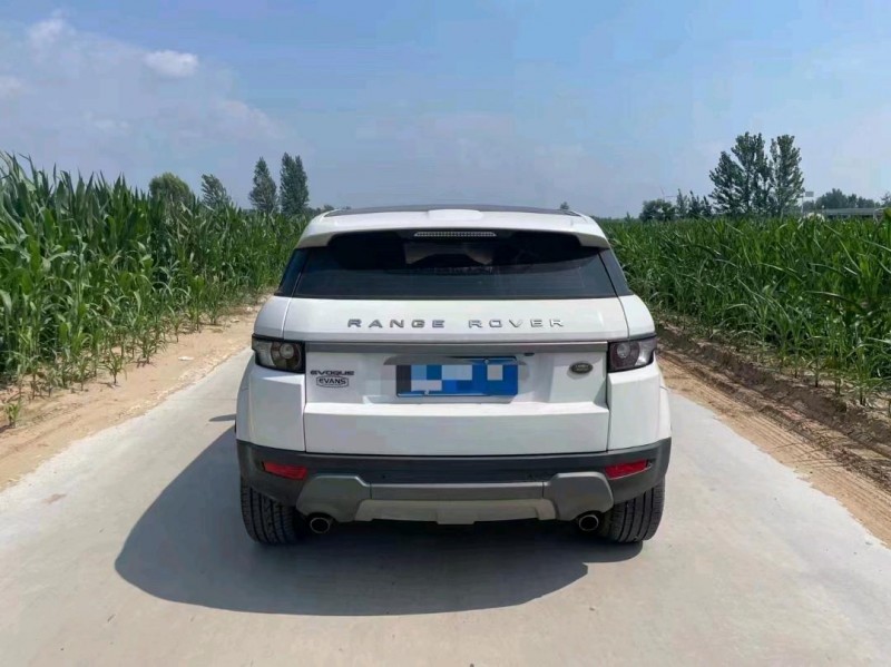 淄博15年路虎极光3