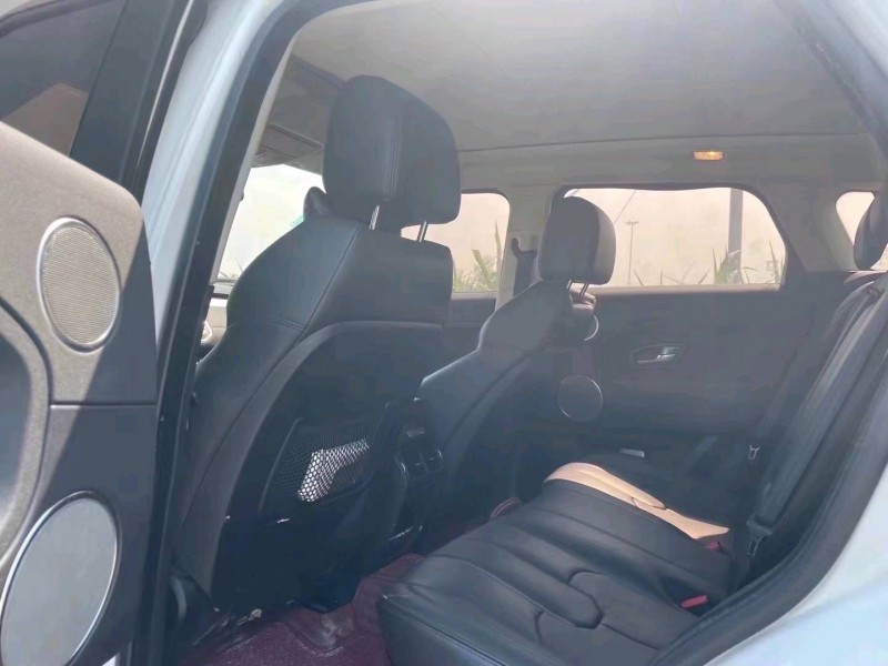 淄博15年路虎极光5