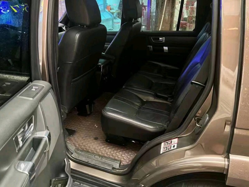 衡阳12年路虎发现4