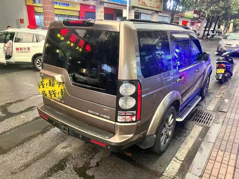 衡阳12年路虎发现8