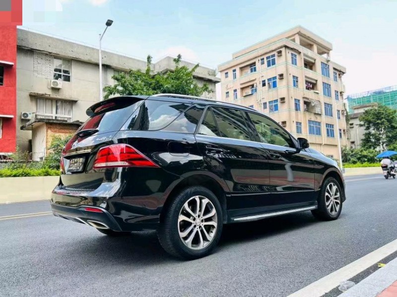 东莞17年奔驰GLE8