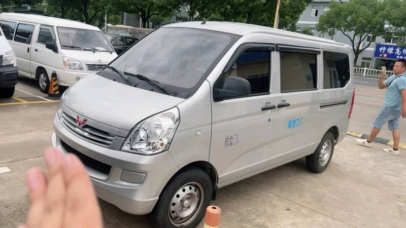 湖州22年五菱汽車榮光1
