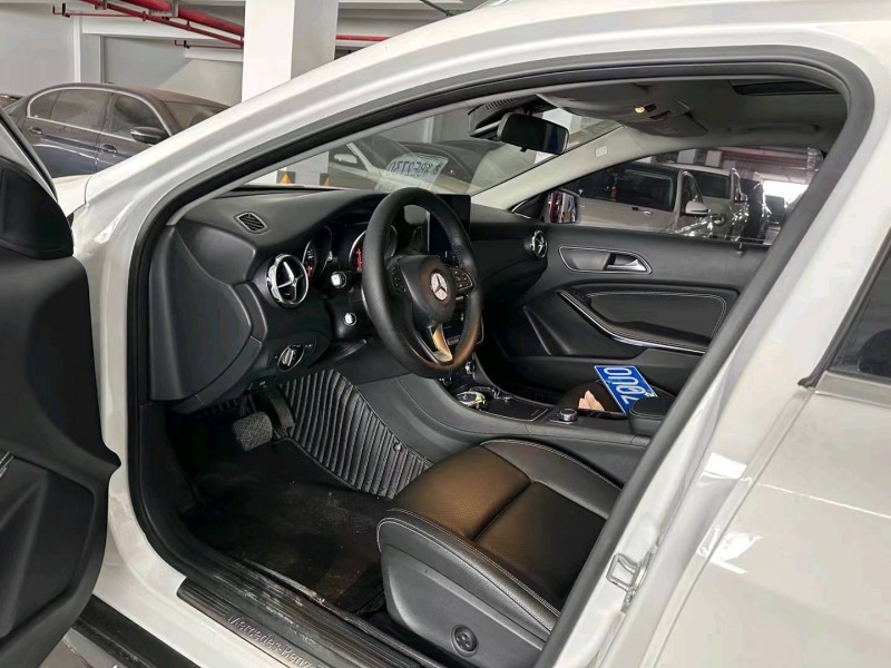 嘉兴17年奔驰GLA7