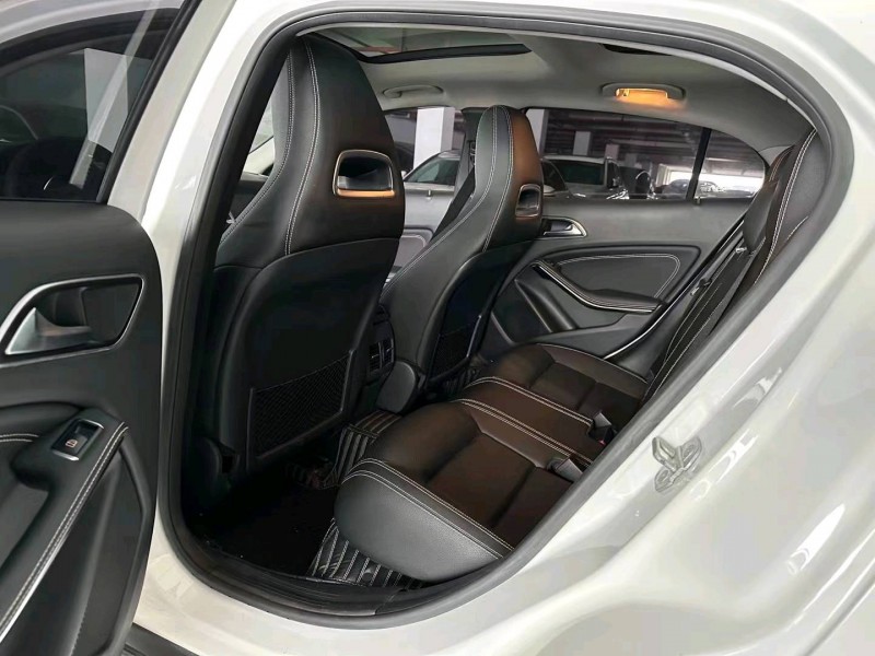 嘉兴17年奔驰GLA8