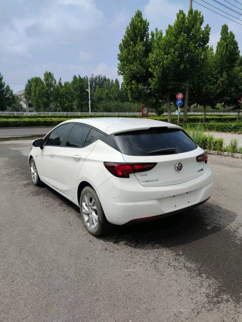 淄博16年别克威朗4