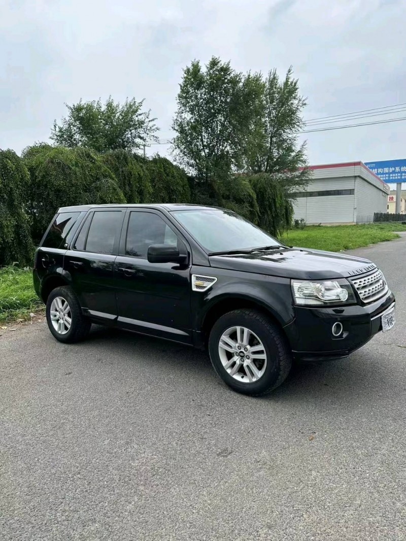 沈阳13年路虎神行者2