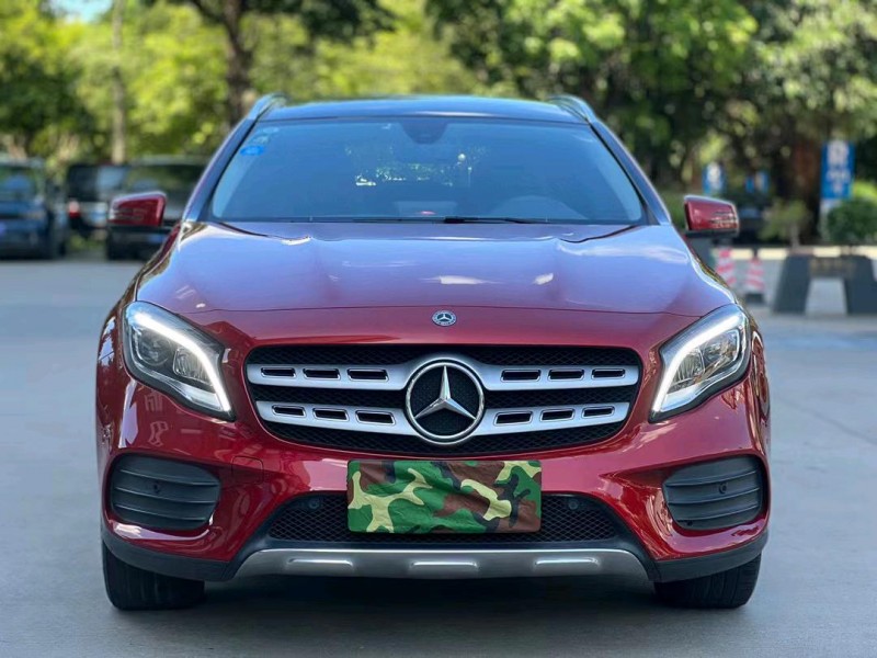 东莞19年奔驰GLA1