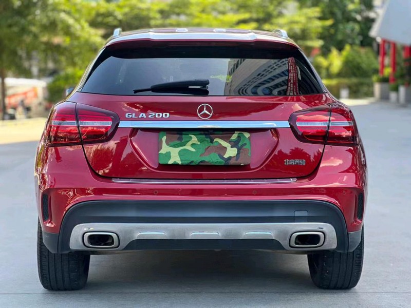 东莞19年奔驰GLA9