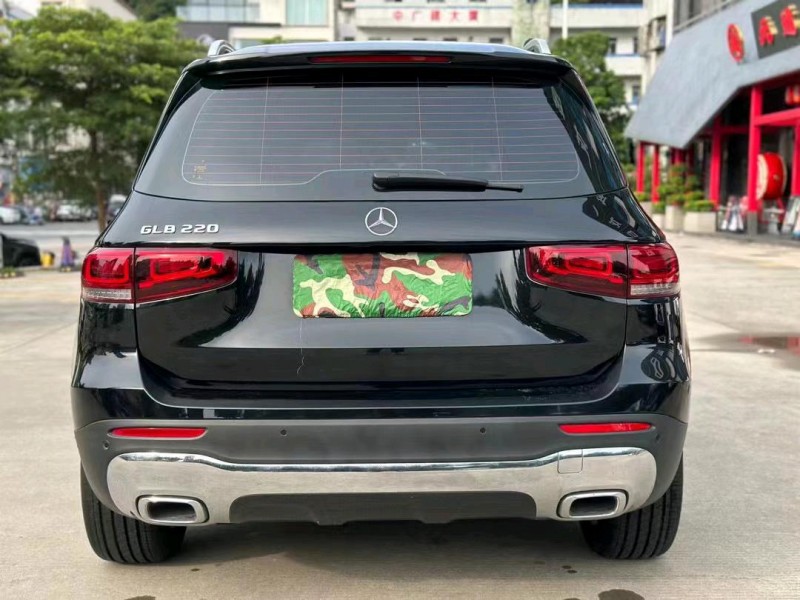 东莞23年奔驰GLB9