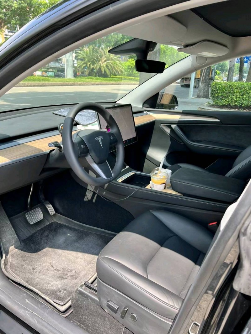 東莞22年特斯拉MODEL Y4
