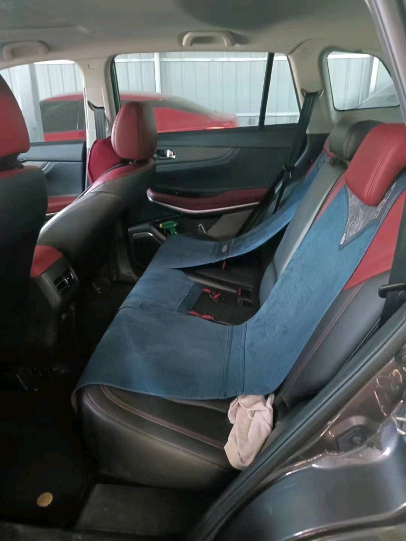 衡陽21年長安汽車CS755