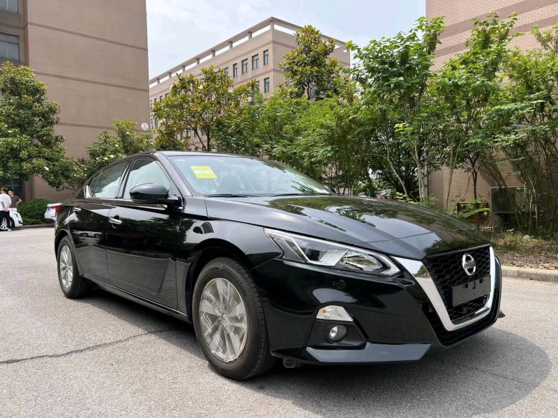 襄陽23年日產天籟2
