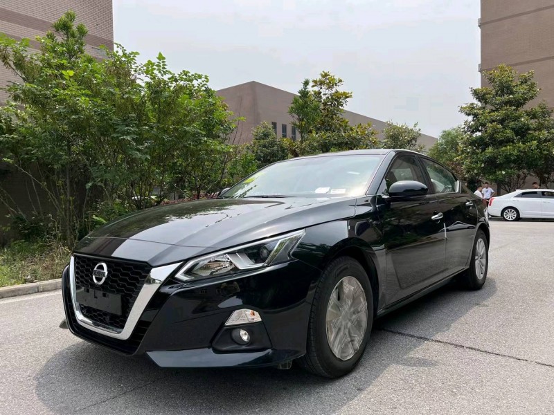 襄陽23年日產天籟3