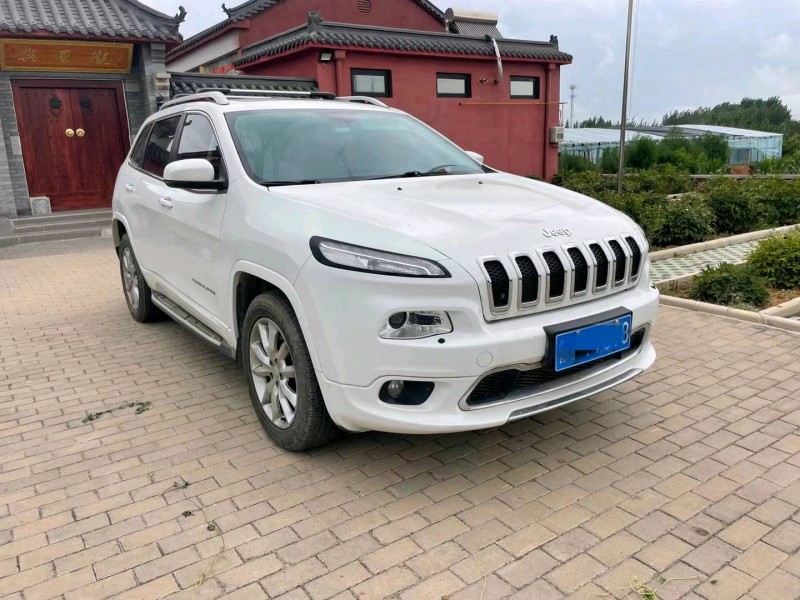 淄博18年Jeep自由光3