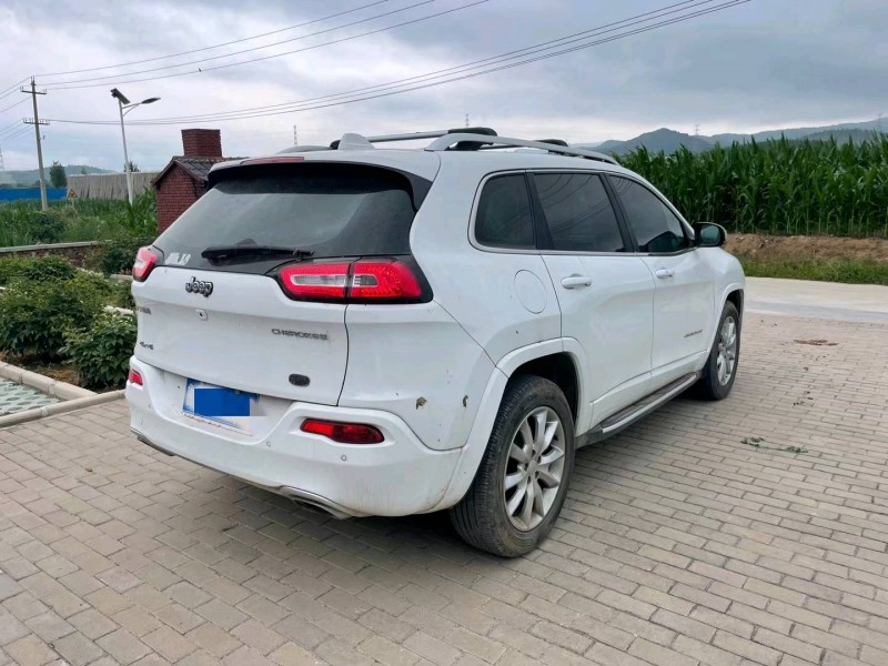 淄博18年Jeep自由光7