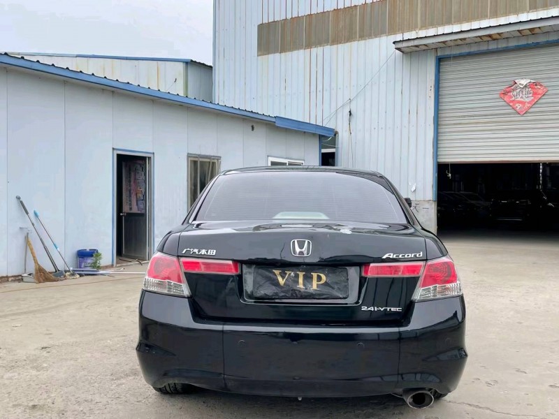 济宁11年本田雅阁9