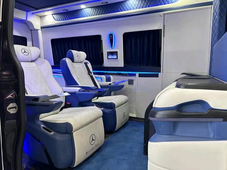 盐城15年奔驰斯宾特5