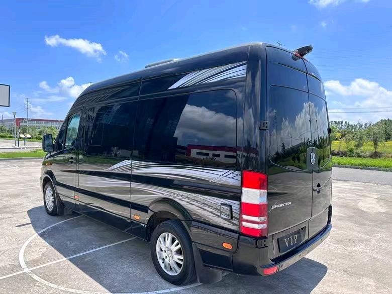 盐城15年奔驰斯宾特8