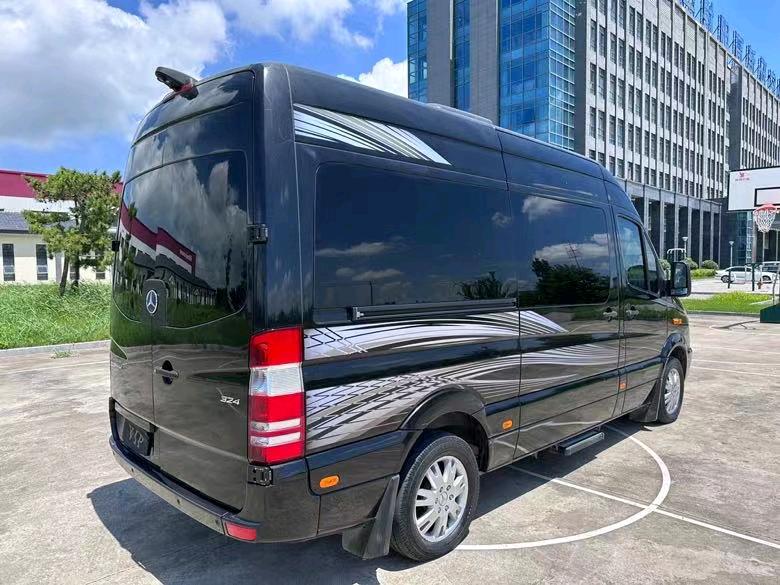 盐城15年奔驰斯宾特9