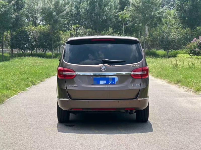 东营19年别克GL83