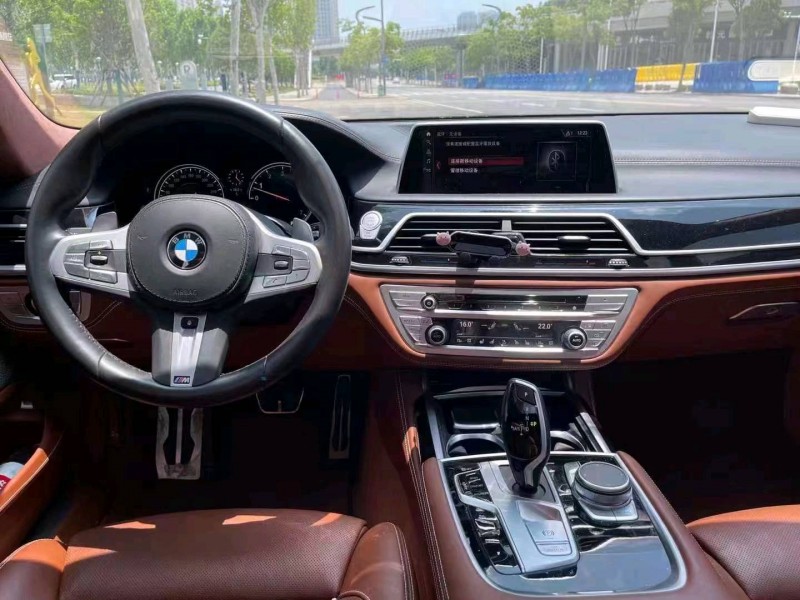 宜昌19年宝马7系5