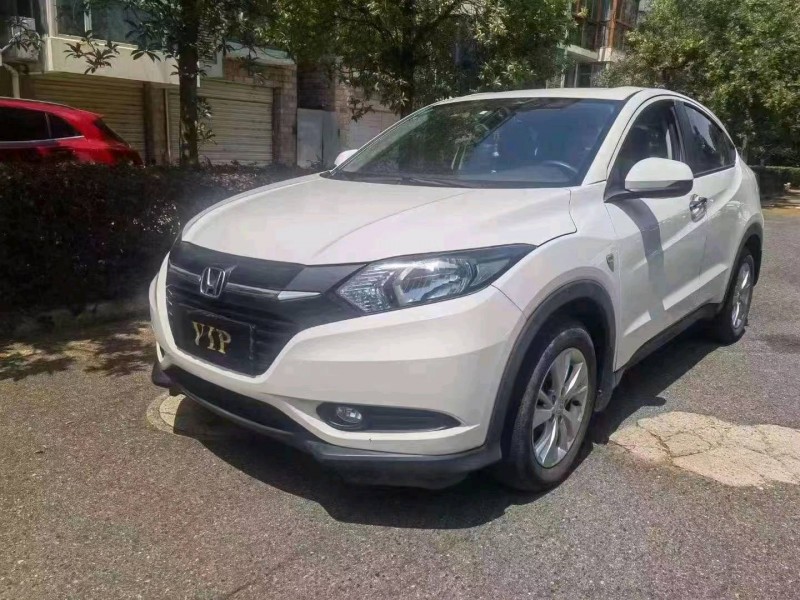 宜昌17年本田缤智3