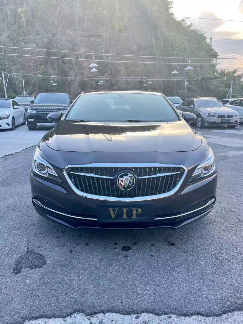 十堰17年別克君越1