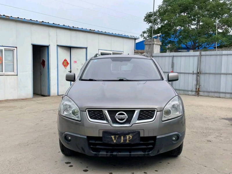 济宁14年日产逍客1