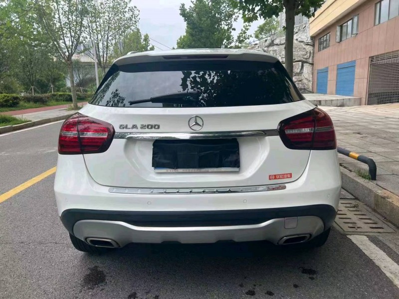 邵阳18年奔驰GLA8