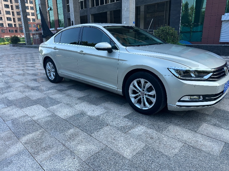 邢台18年大众迈腾3