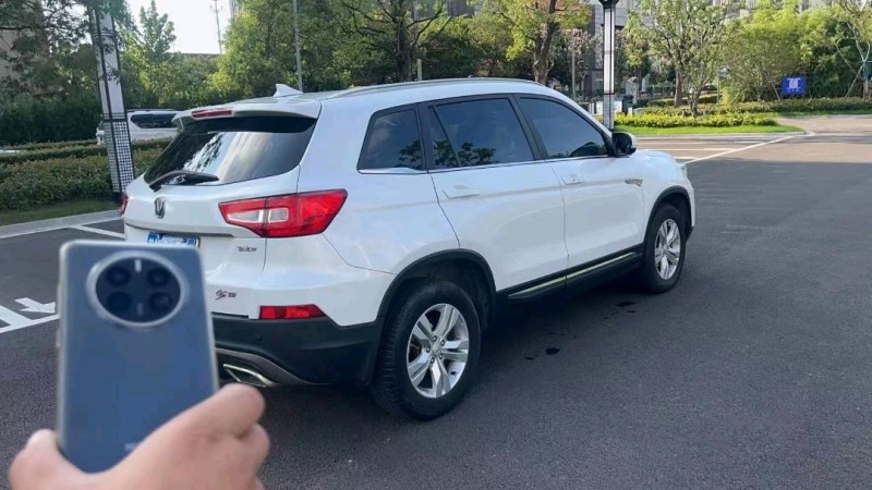 蘇州18年長安汽車CS758