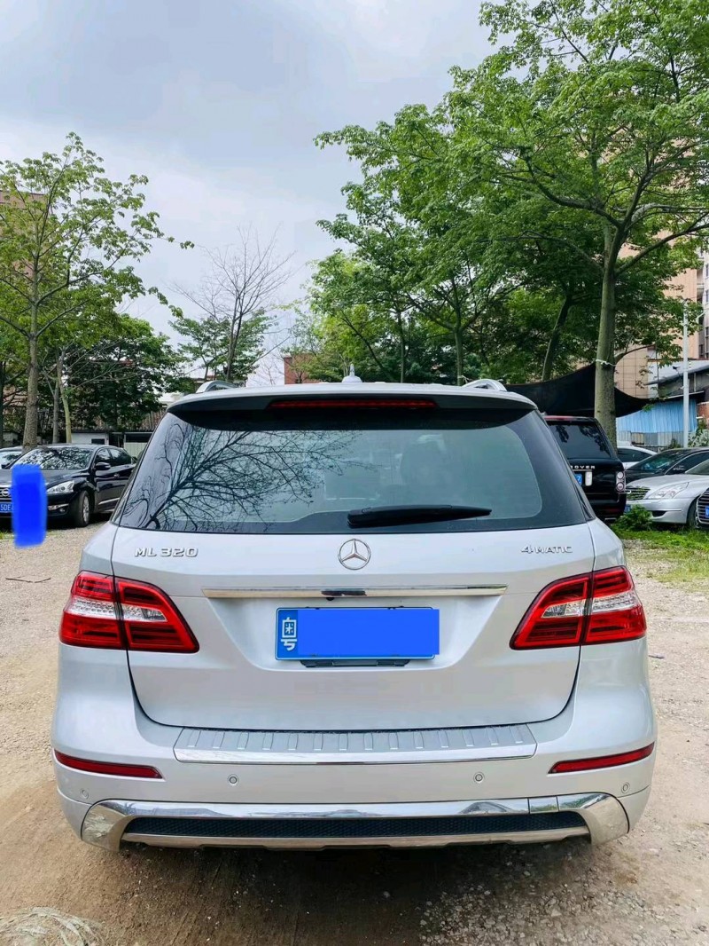 广州14年奔驰ML9