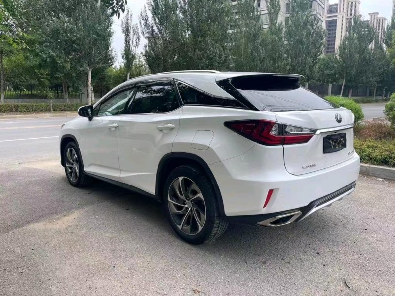 沈阳17年雷克萨斯RX7