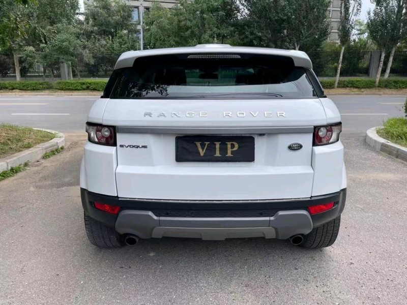 沈阳14年路虎极光8