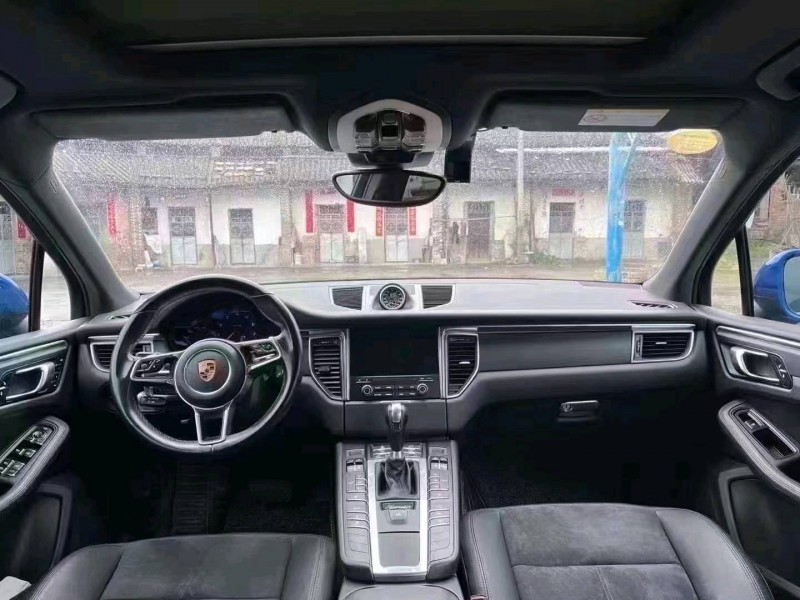 广州18年保时捷Macan5