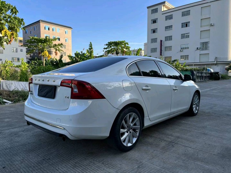 广州16年沃尔沃S60L8