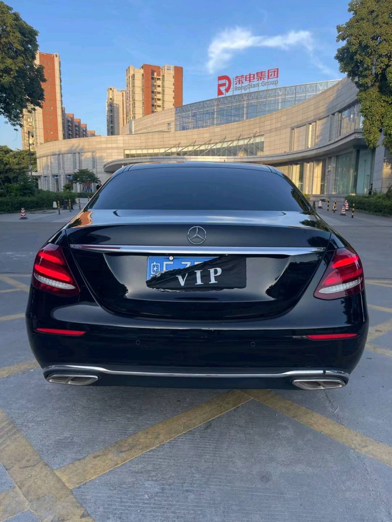 广州19年奔驰E9