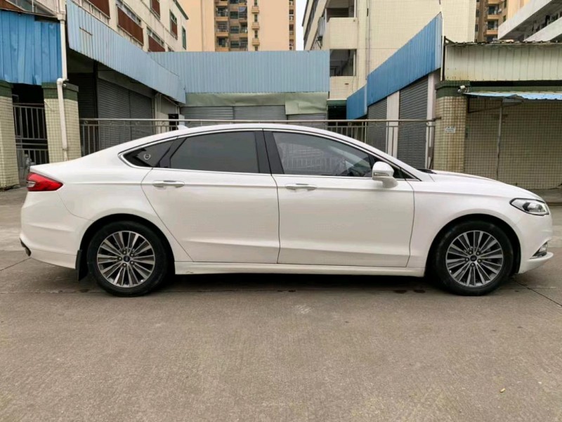 中山17年福特蒙迪欧2