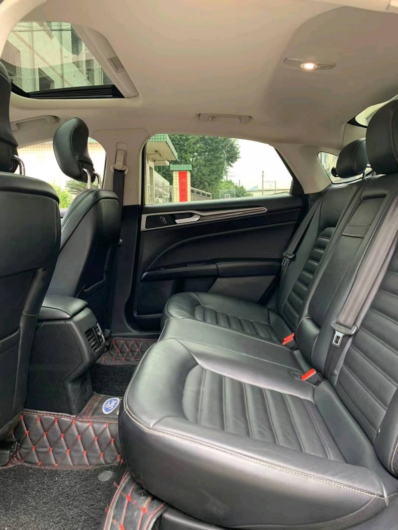 中山17年福特蒙迪欧4