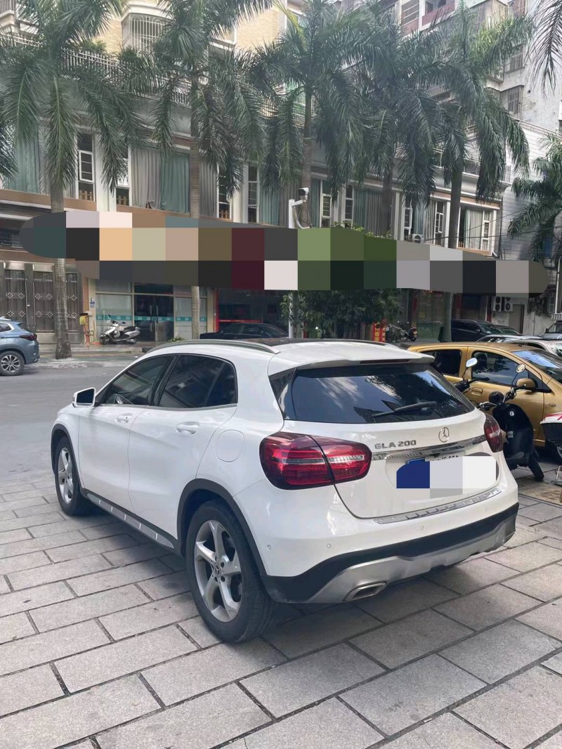 广州18年奔驰GLA4