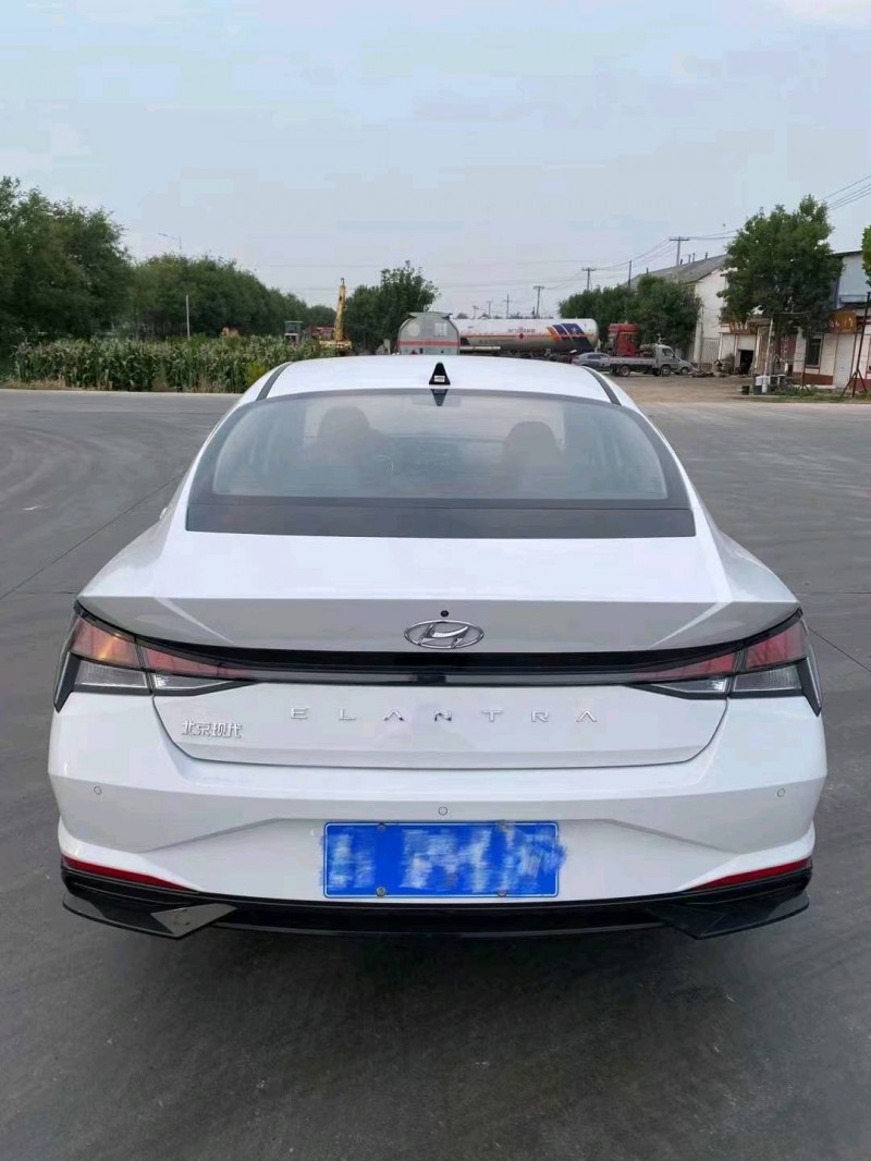 东营23年现代伊兰特6