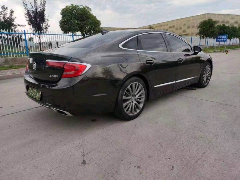 苏州17年别克君越3