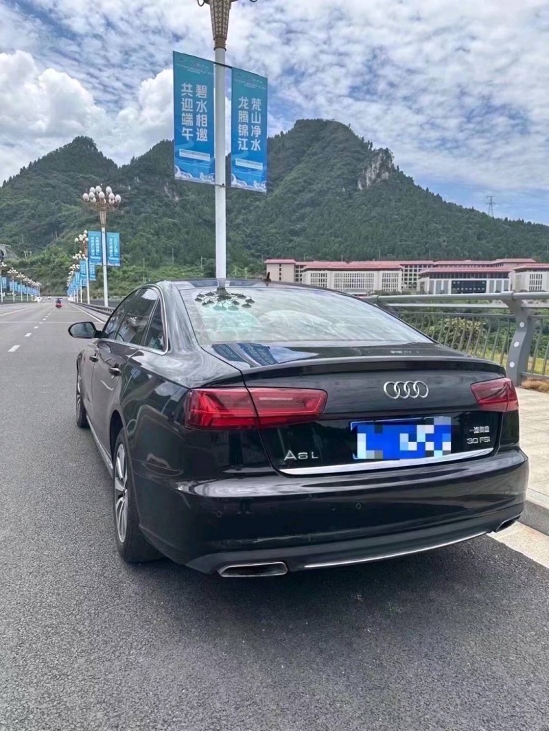 安順17年奧迪A6L8