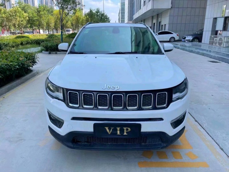 枣庄17年Jeep指南者1