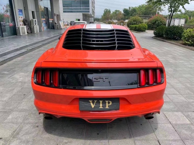 东营15年福特野马5